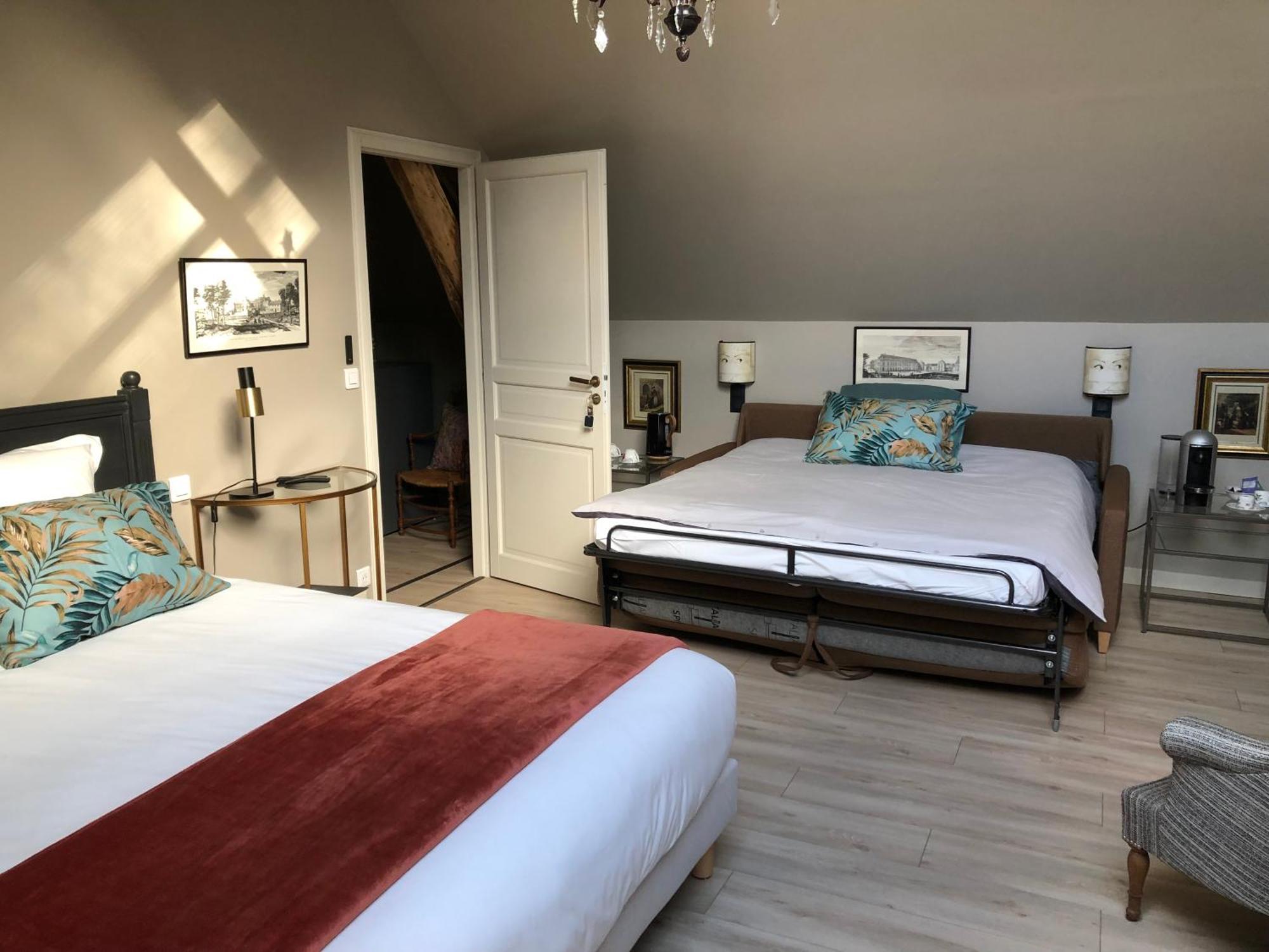 Отель L'Atelier Et Apres Anet Номер фото